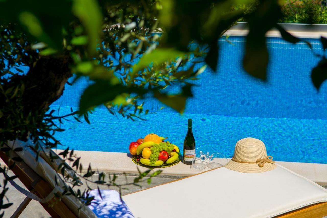 Pakio Luxury Villa : Private Cretan Holidays Milatos Exterior photo